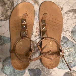 Vionic sandals!!! Super cute and so comfy!